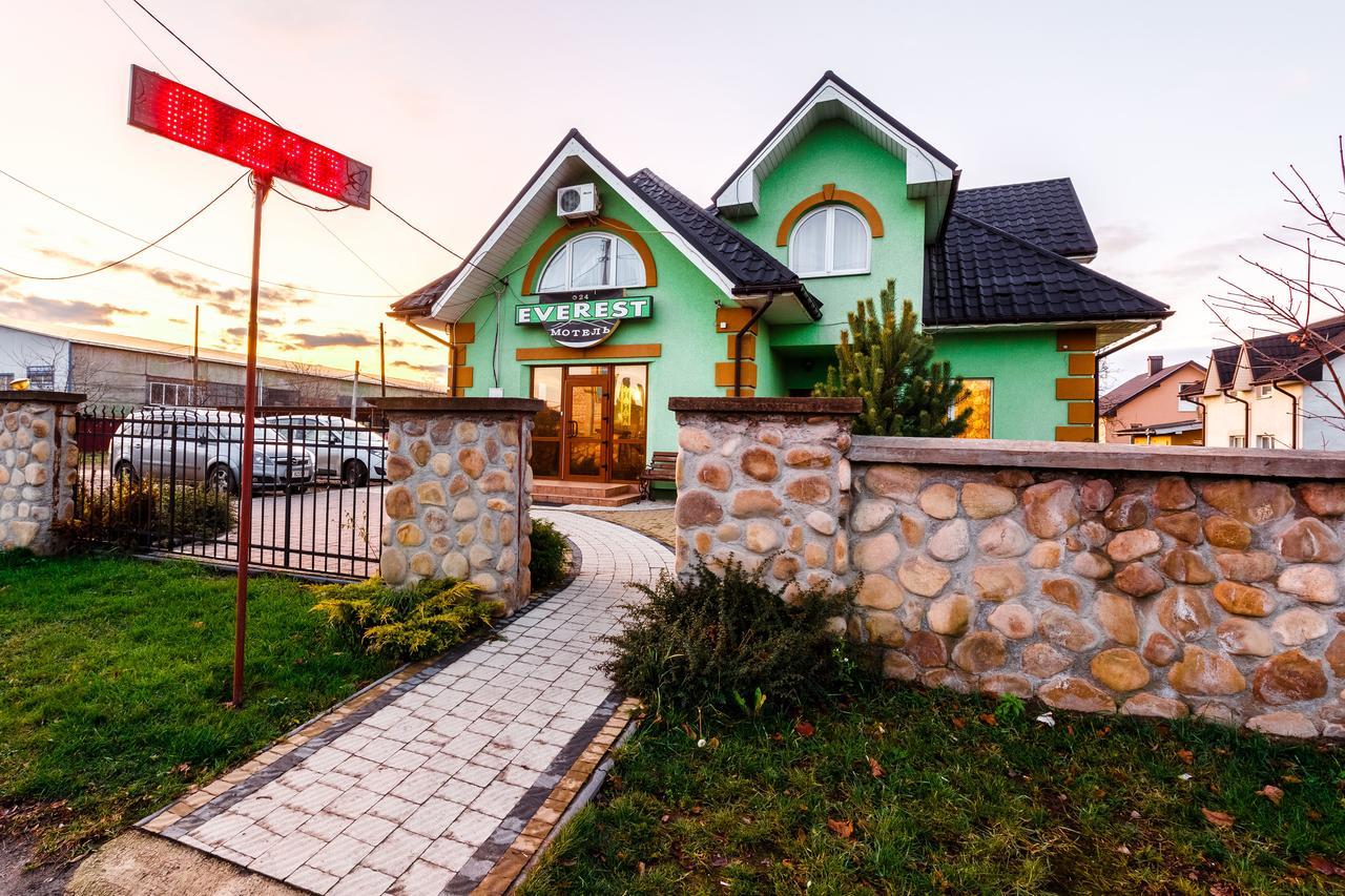 Everest Iwano-Frankiwsk Exterior foto